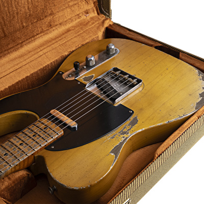 Fender Custom Shop Masterbuilt Dale Wilson 1952 Telecaster Heavy Relic Akçaağaç Klavye Smoked Butterscotch Blonde Elektro Gitar